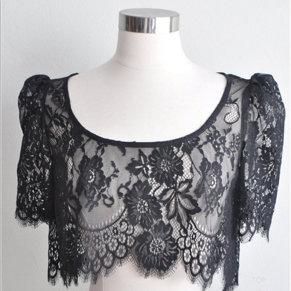 Handmade Scalloped Lace French Lace Crop Top S